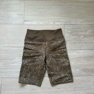 Lululemon biker shorts